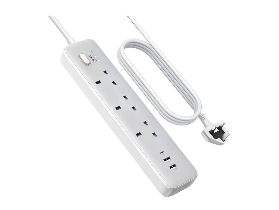 UGREEN GaN 6-in-1 Surge Protector Power Strip with PD30W USB-C (2A1C), Overload/Short-Circuit/Overheat Protection Extension Cord with 3 AC Outlet, 2M