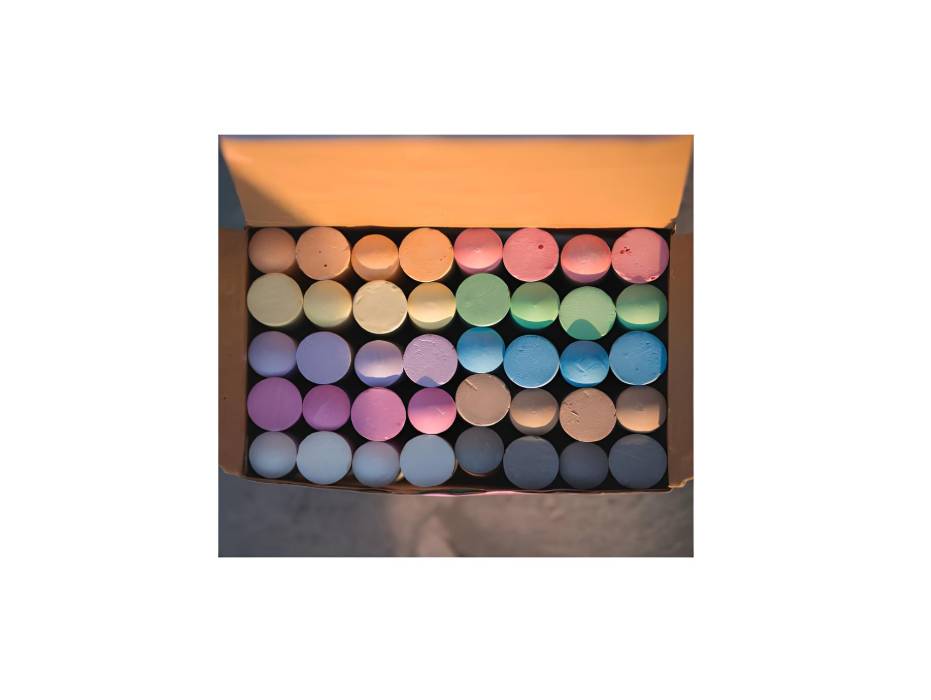 PlumoToys Washable 10 colors Chalk Set - Pack of 40