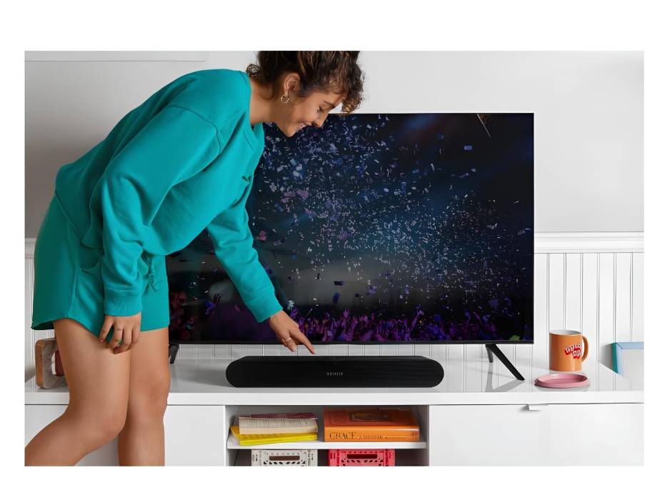 Sonos Ray Soundbar - All-in-one compact and sleek soundbar with Blockbuster sound for movies, gaming and wifi music streaming, compatible with Sonos App and Apple AirPlay, Black