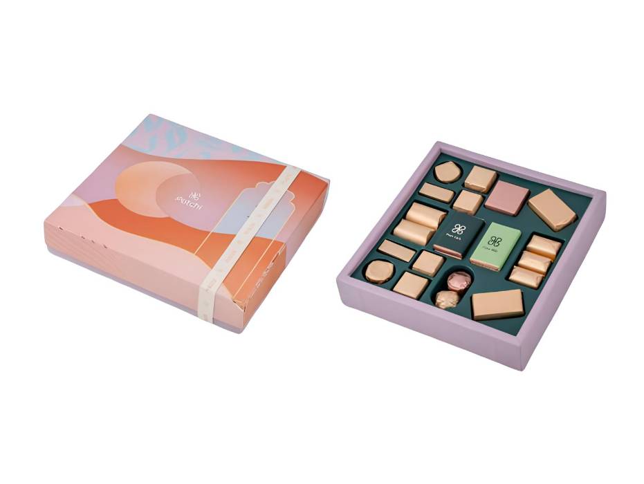 Patchi Ramadan-themed box Collection - 315 g - 22 cm x 21 cm x 5 cm