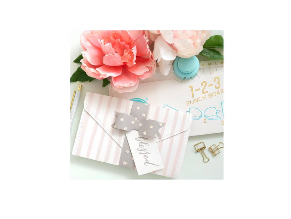 We R Memory Keepers Punch Board Punch Board & Punch-1-2-3 ,White ,1 Pack 662530