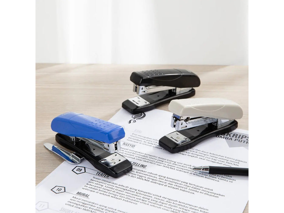 DELI Stapler No. E0326, 25 Sheets Capacity, with Remover