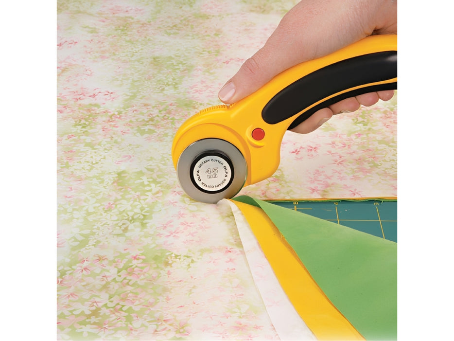 Olfa Deluxe Ergonomic Rotary Cutter, Yellow and Black [OL-RTY-2-DX]