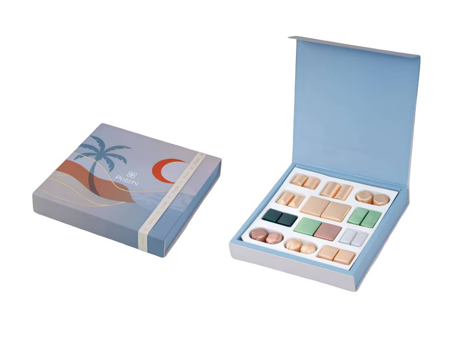 Patchi Ramadan-themed box Collection - 400 g - 24 cm x 23.5 cm x 4 cm