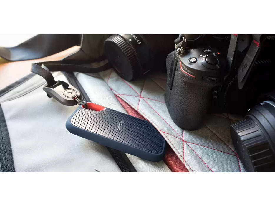 SanDisk 2TB Extreme Portable External SSD V2, Up to 1050 MB, Type C, USB 3.2 Gen, SDSSDE61-2T00-G25