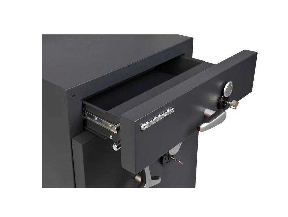 Chubbsafes Proguard Deposit Safe D2, Model 180, Grade DII with Key Lock