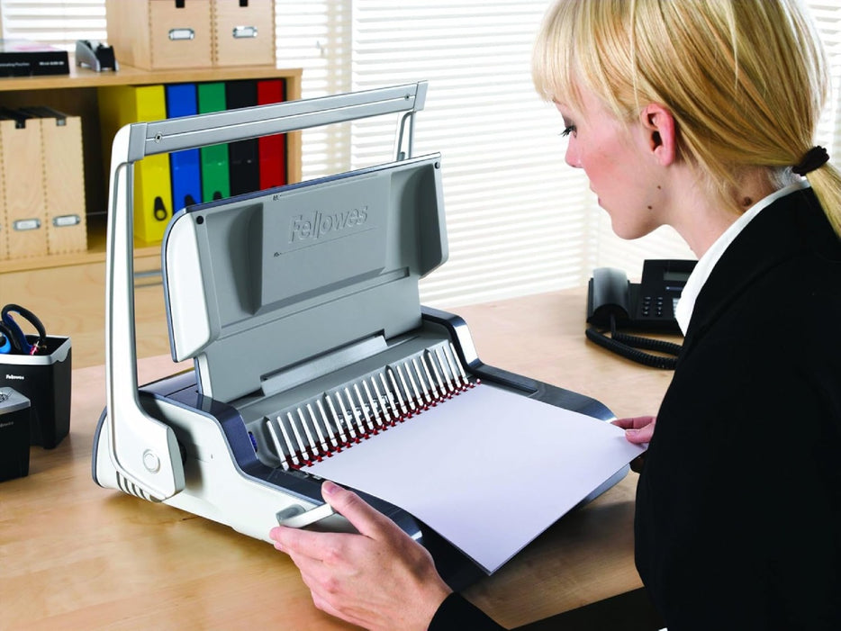 Fellowes Quasar+ 500 Comb Binder